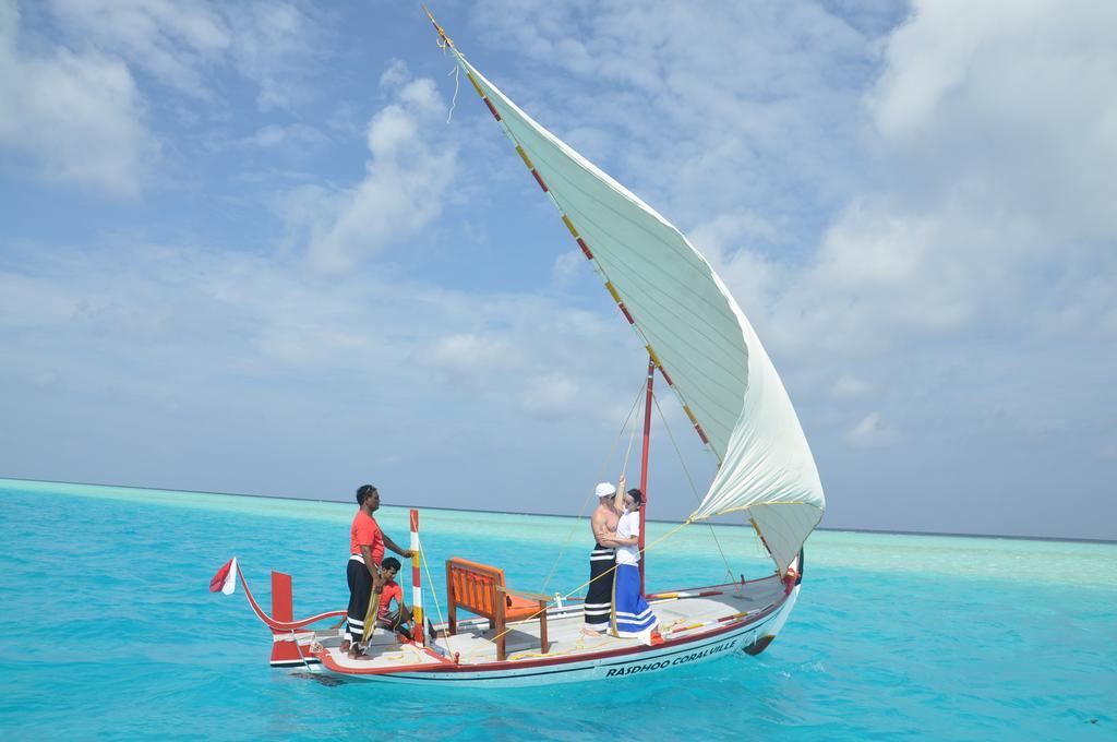 ホテル ラスドゥ コーラルビル Rasdhoo エクステリア 写真