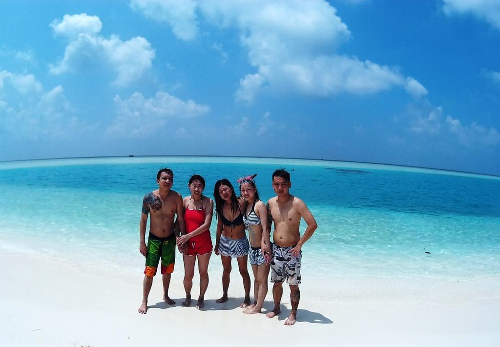 ホテル ラスドゥ コーラルビル Rasdhoo エクステリア 写真