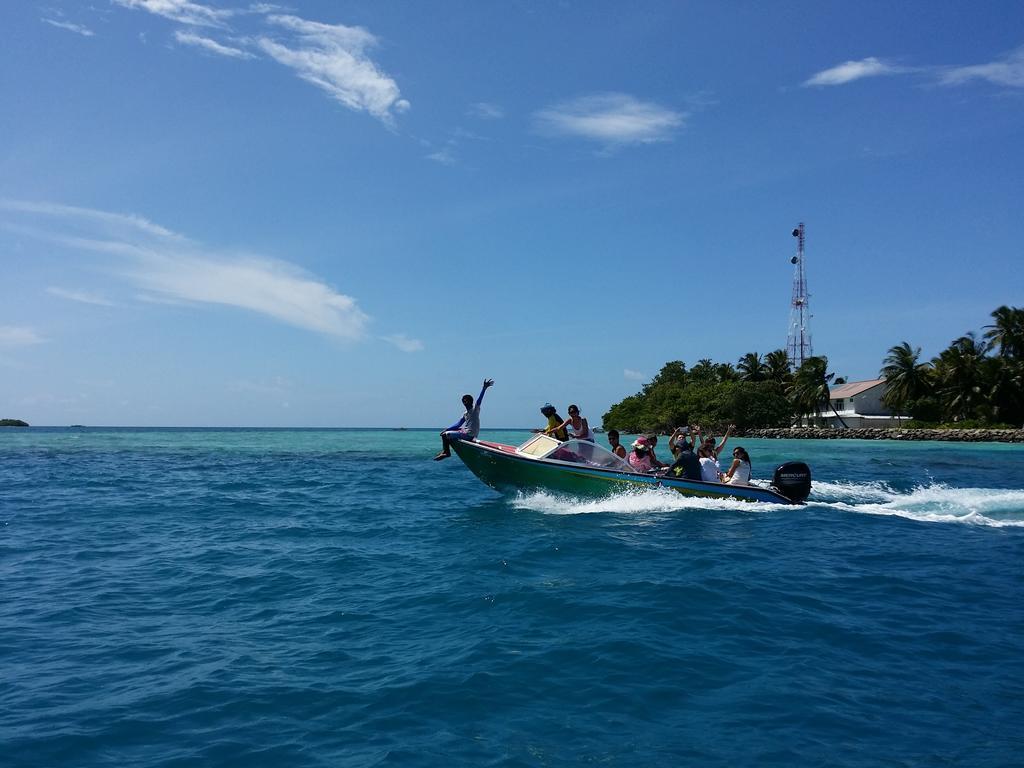 ホテル ラスドゥ コーラルビル Rasdhoo エクステリア 写真