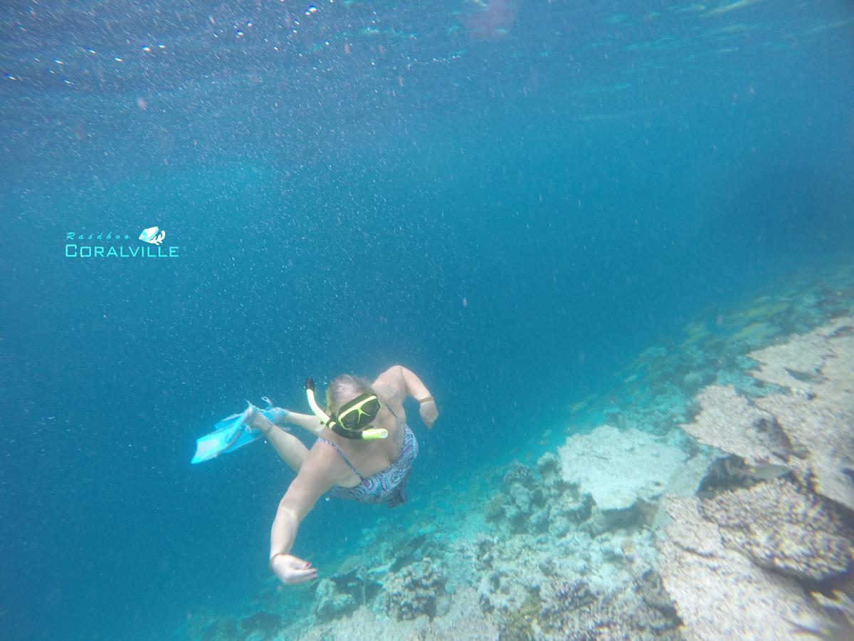ホテル ラスドゥ コーラルビル Rasdhoo エクステリア 写真